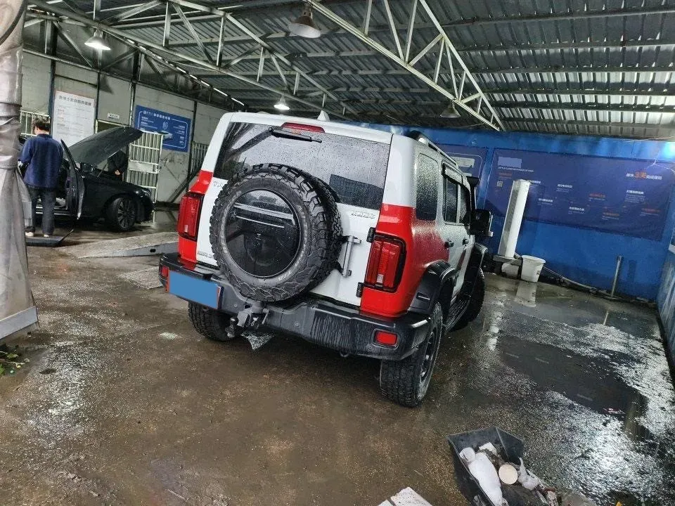 2022 Tank 300 2.0T 227HP L4 8AT,autocango,china used car exporter,china ev exporter,chinese used car exporter,chinese used ev exporter