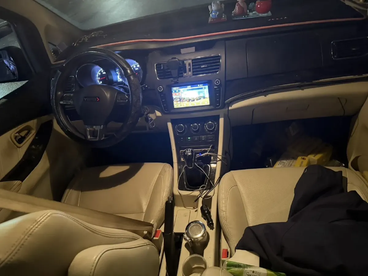 2018 HaiMa Family F5 1.6L 125HP L4 5MT,autocango,china used car exporter,china ev exporter,chinese used car exporter,chinese used ev exporter