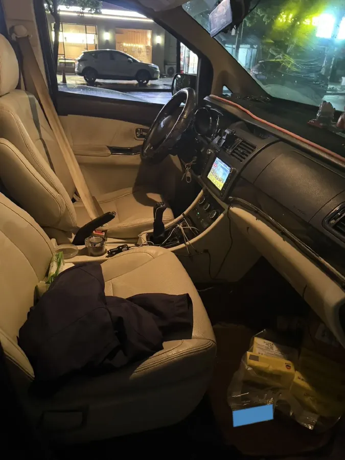 2018 HaiMa Family F5 1.6L 125HP L4 5MT,autocango,china used car exporter,china ev exporter,chinese used car exporter,chinese used ev exporter