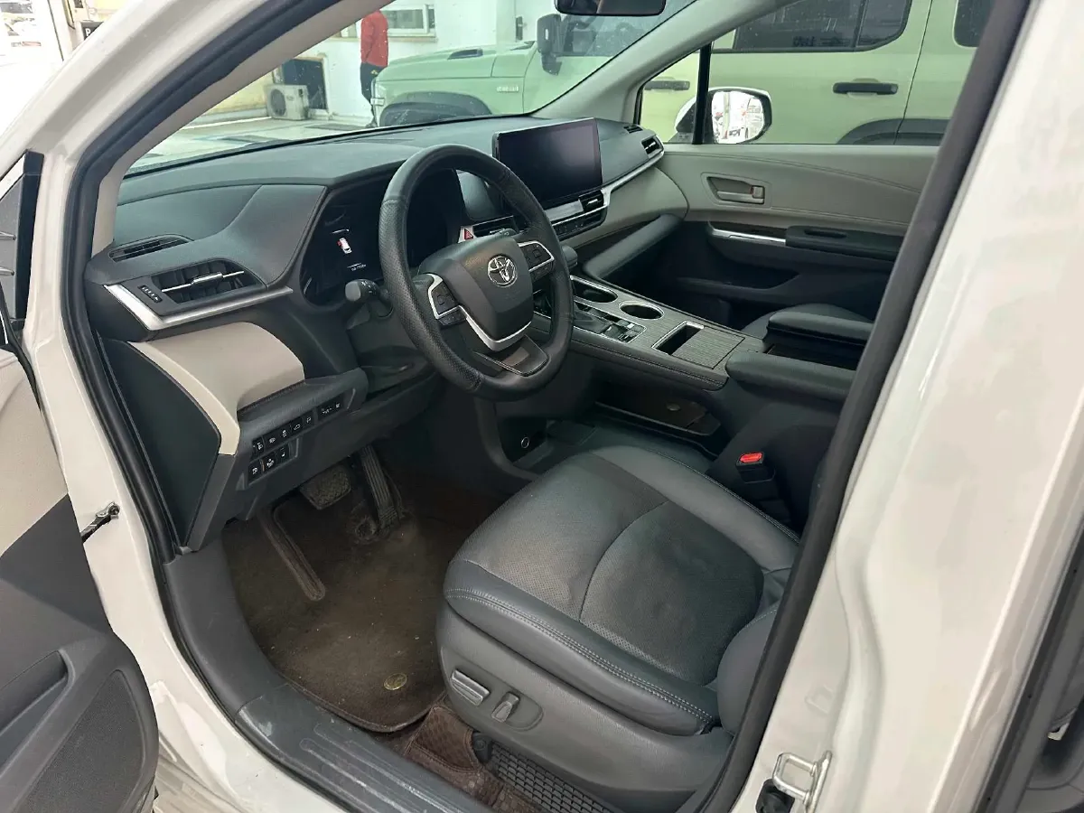 2021 Toyota Sienna 2.5L 192HP L4 E-CVT Hybrid,autocango,china used car exporter,china ev exporter,chinese used car exporter,chinese used ev exporter