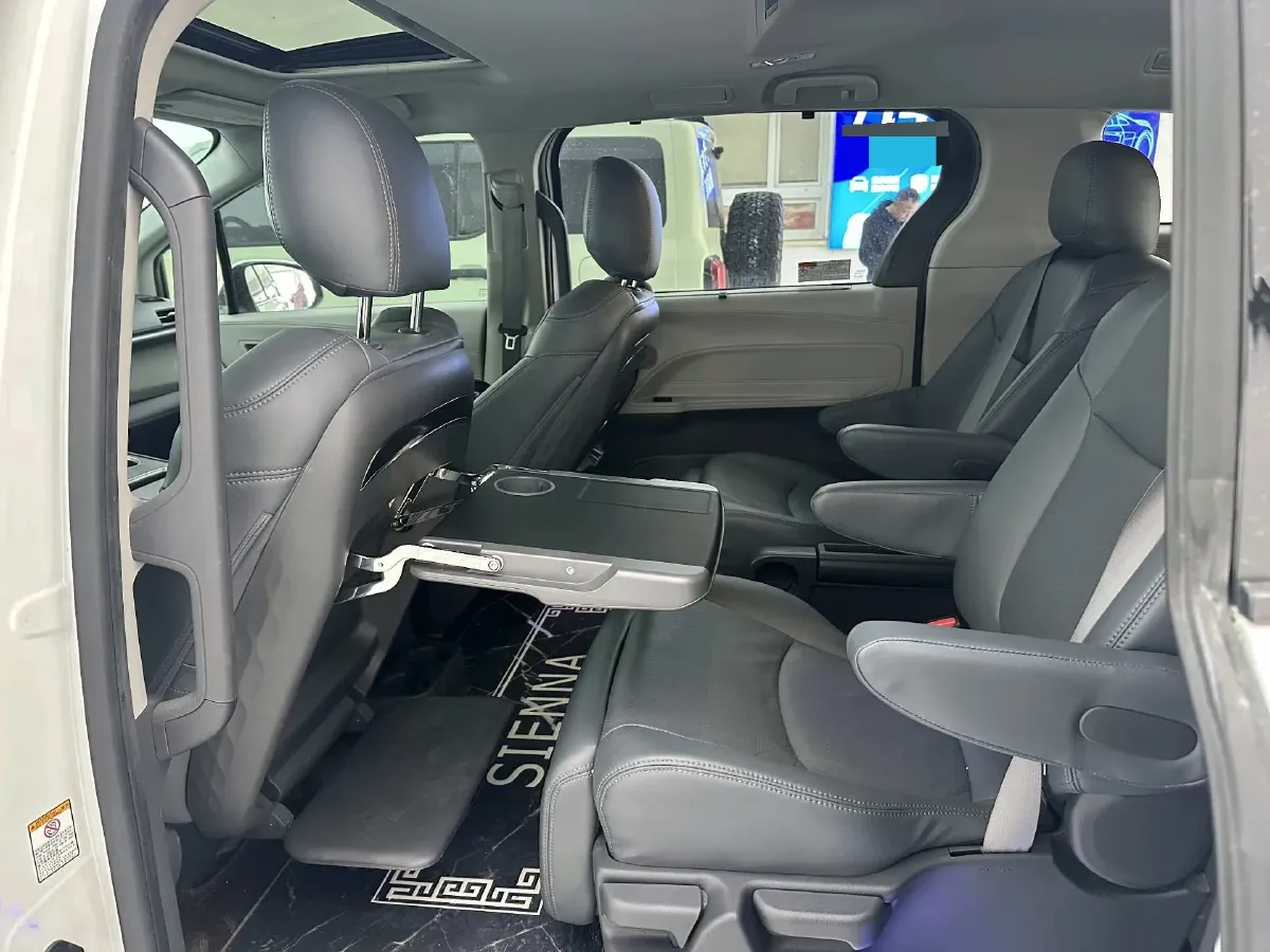 2021 Toyota Sienna 2.5L 192HP L4 E-CVT Hybrid,autocango,china used car exporter,china ev exporter,chinese used car exporter,chinese used ev exporter