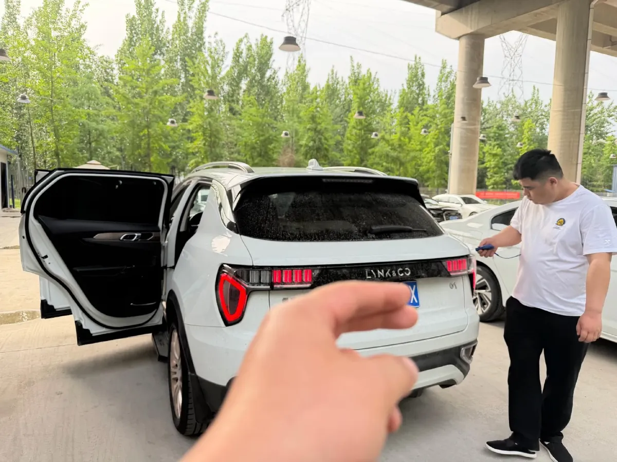 2018 Foton Tunland 2.0T 218HP L4 6AT,autocango,china used car exporter,china ev exporter,chinese used car exporter,chinese used ev exporter