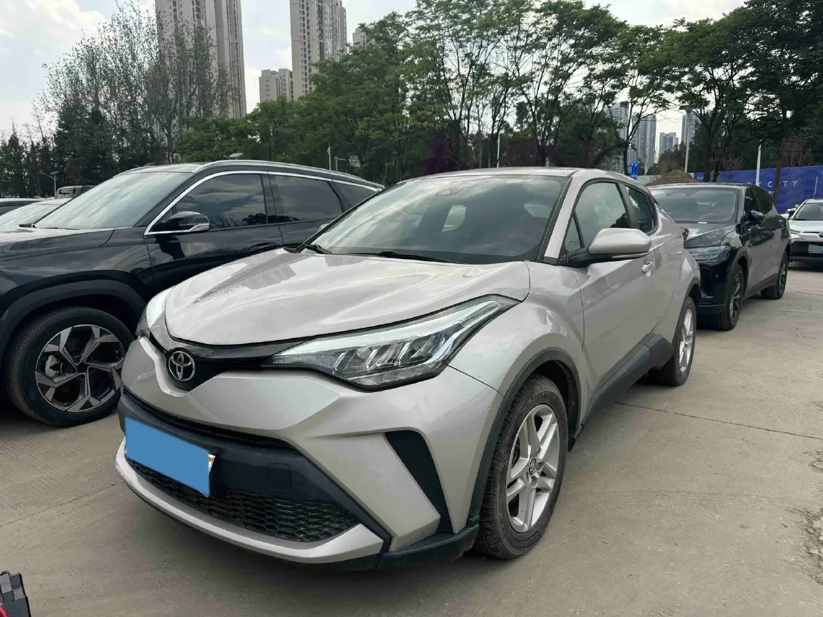 2020 Toyota C-HR 2.0L 171HP L4 CVT,autocango,china used car exporter,china ev exporter,chinese used car exporter,chinese used ev exporter