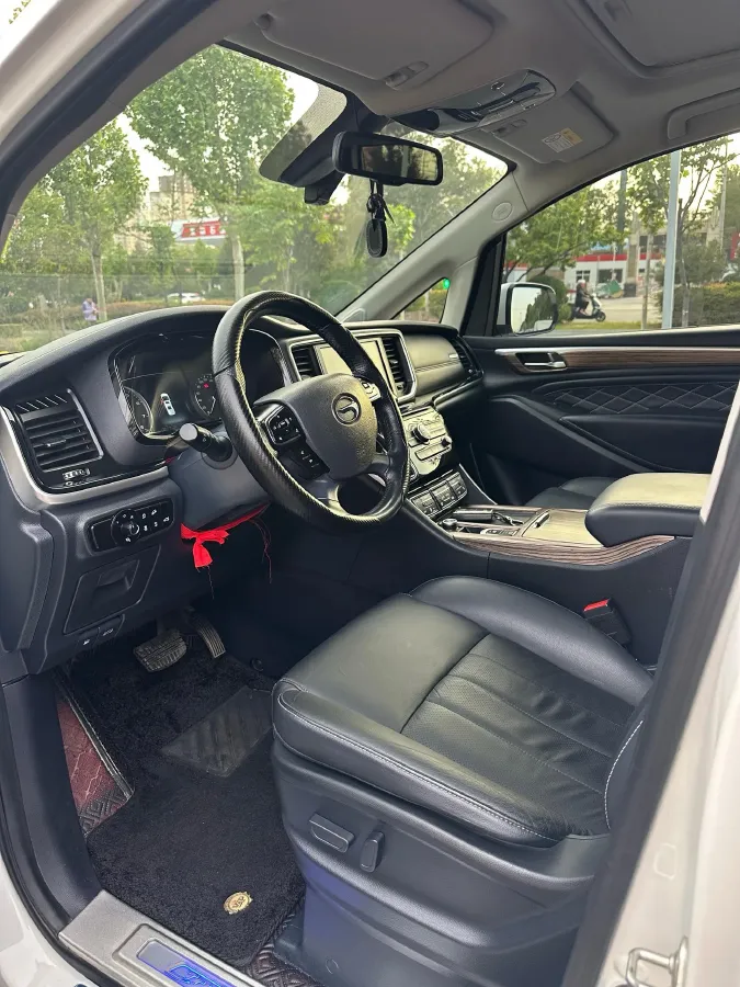 2020 GAC Trumpchi M8 2.0T 252HP L4 8AT,autocango,china used car exporter,china ev exporter,chinese used car exporter,chinese used ev exporter