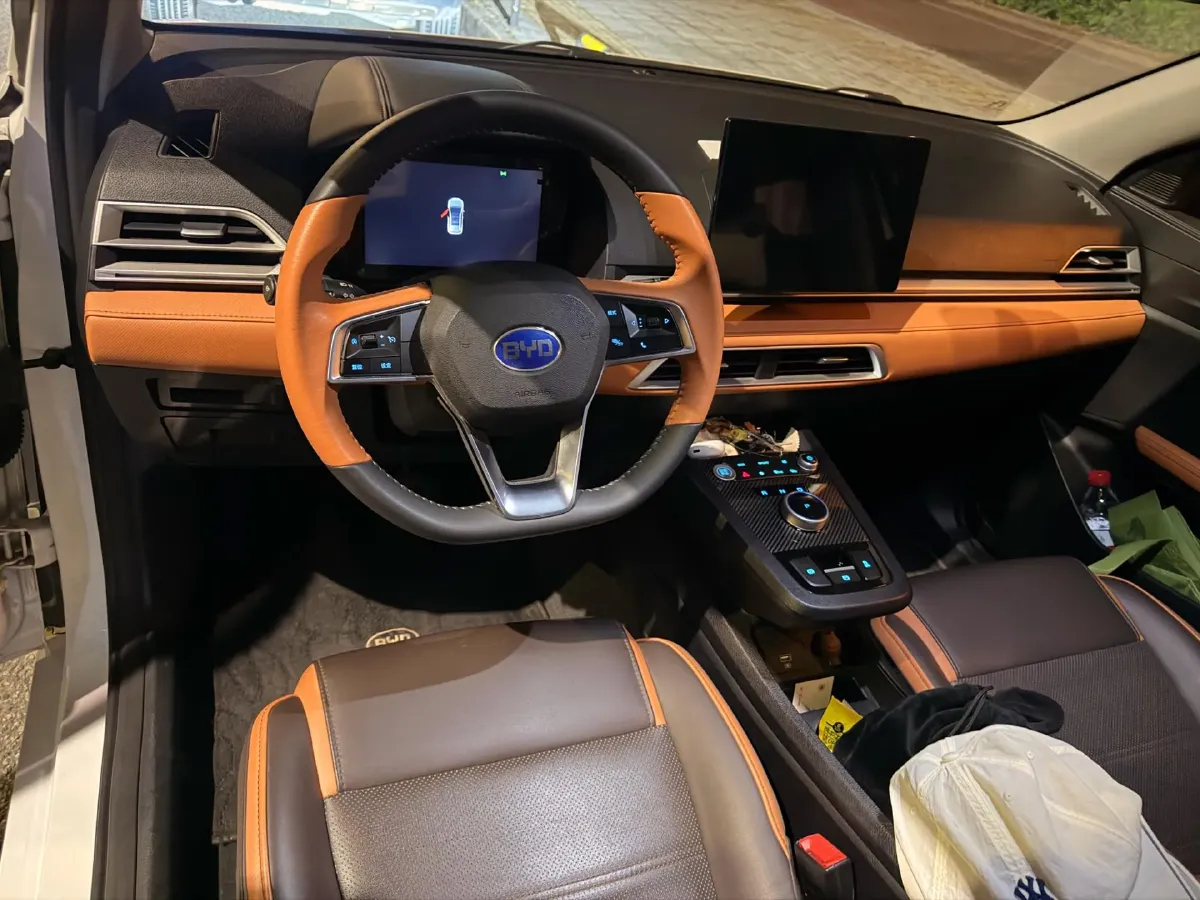 2021 Geely Azkarra 1.8T 184HP L4 7DCT,autocango,china used car exporter,china ev exporter,chinese used car exporter,chinese used ev exporter