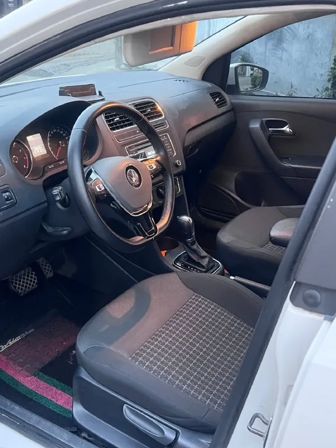 2016 Volkswagen Polo 1.6L 110HP L4 6AT,autocango,china used car exporter,china ev exporter,chinese used car exporter,chinese used ev exporter