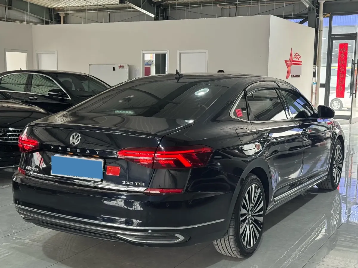 2021 Volkswagen Passat 2.0T 186HP L4 7DCT,autocango,china used car exporter,china ev exporter,chinese used car exporter,chinese used ev exporter
