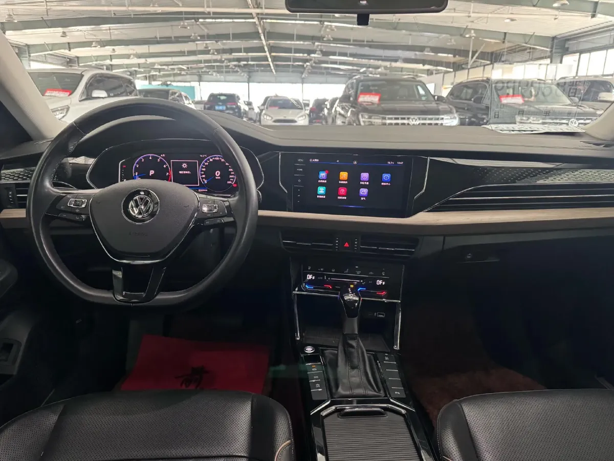 2021 Volkswagen Passat 2.0T 186HP L4 7DCT,autocango,china used car exporter,china ev exporter,chinese used car exporter,chinese used ev exporter