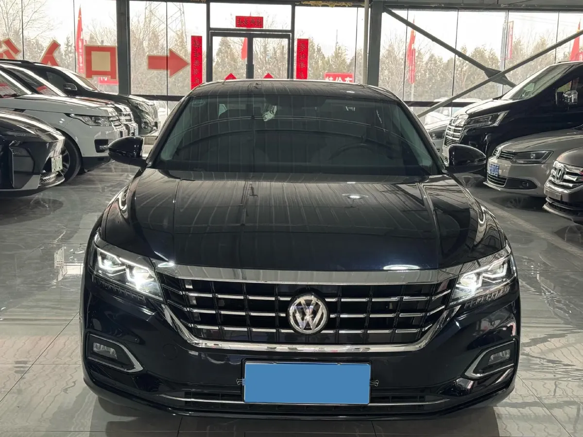 2021 Volkswagen Passat 2.0T 186HP L4 7DCT,autocango,china used car exporter,china ev exporter,chinese used car exporter,chinese used ev exporter