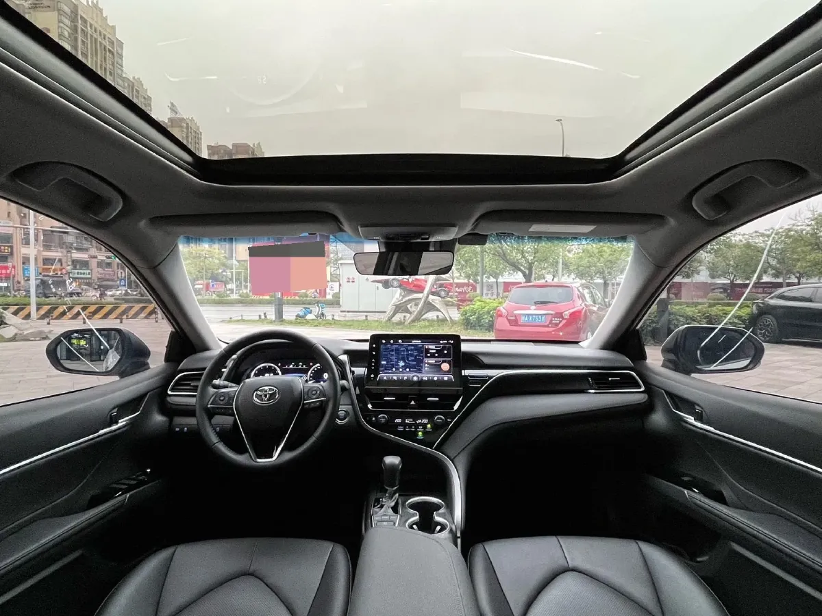 2023 Toyota Camry 2.5L 207HP L4 8AT,autocango,china used car exporter,china ev exporter,chinese used car exporter,chinese used ev exporter