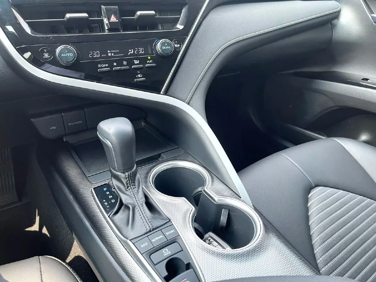 2022 Toyota Camry 2.0L 178HP L4 CVT,autocango,china used car exporter,china ev exporter,chinese used car exporter,chinese used ev exporter