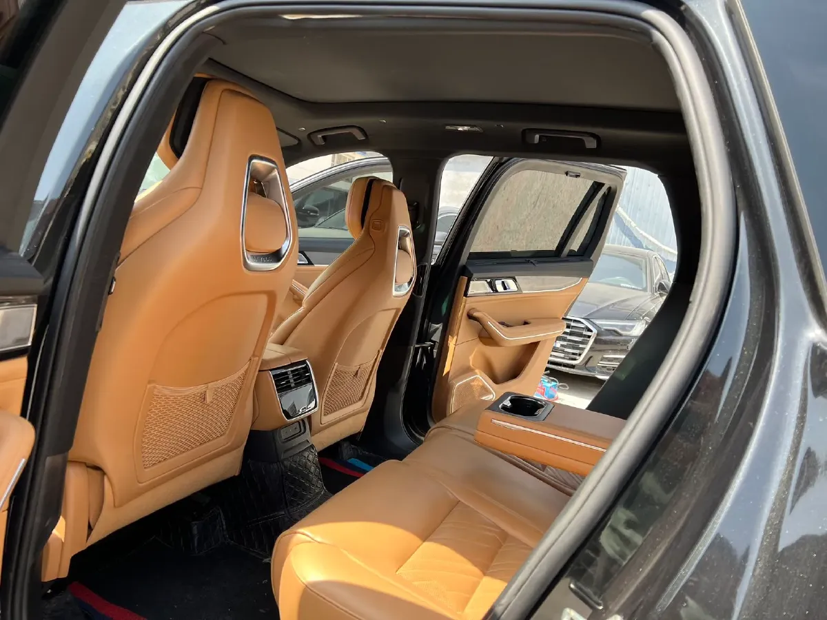 2023 LYNK&CO 09 EM-P 2.0T 254HP L4 8AT PHEV 18.83KWH,autocango,china used car exporter,china ev exporter,chinese used car exporter,chinese used ev exporter