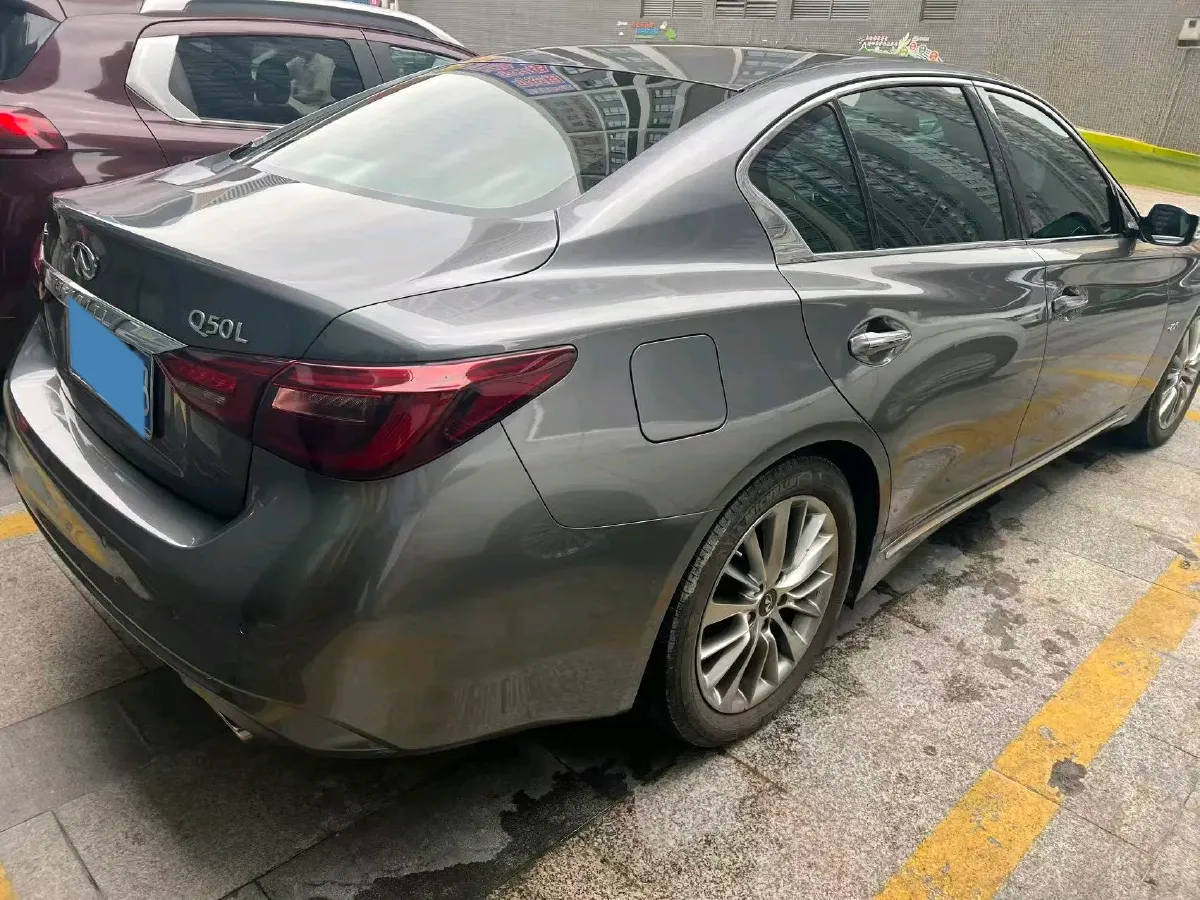 2018 Jeep Grand Commander 2.0T 265HP L4 9AT,autocango,china used car exporter,china ev exporter,chinese used car exporter,chinese used ev exporter