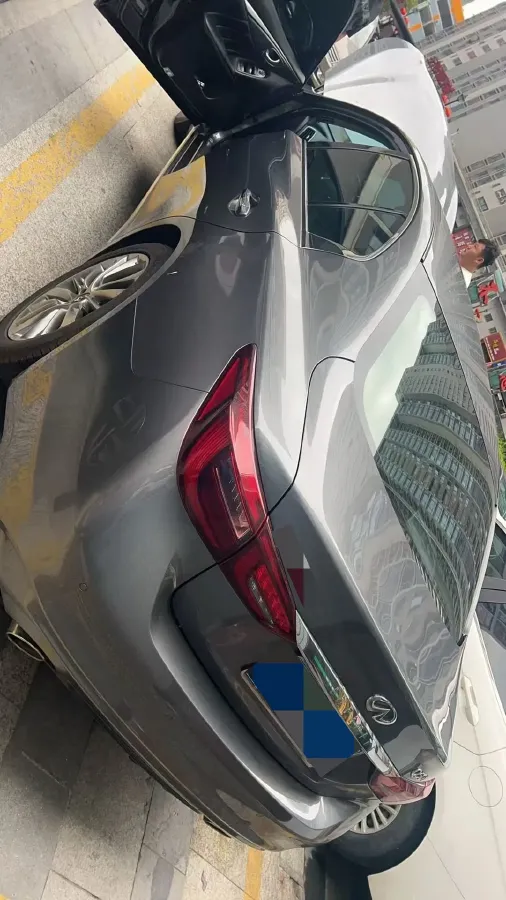 2018 Jeep Grand Commander 2.0T 265HP L4 9AT,autocango,china used car exporter,china ev exporter,chinese used car exporter,chinese used ev exporter