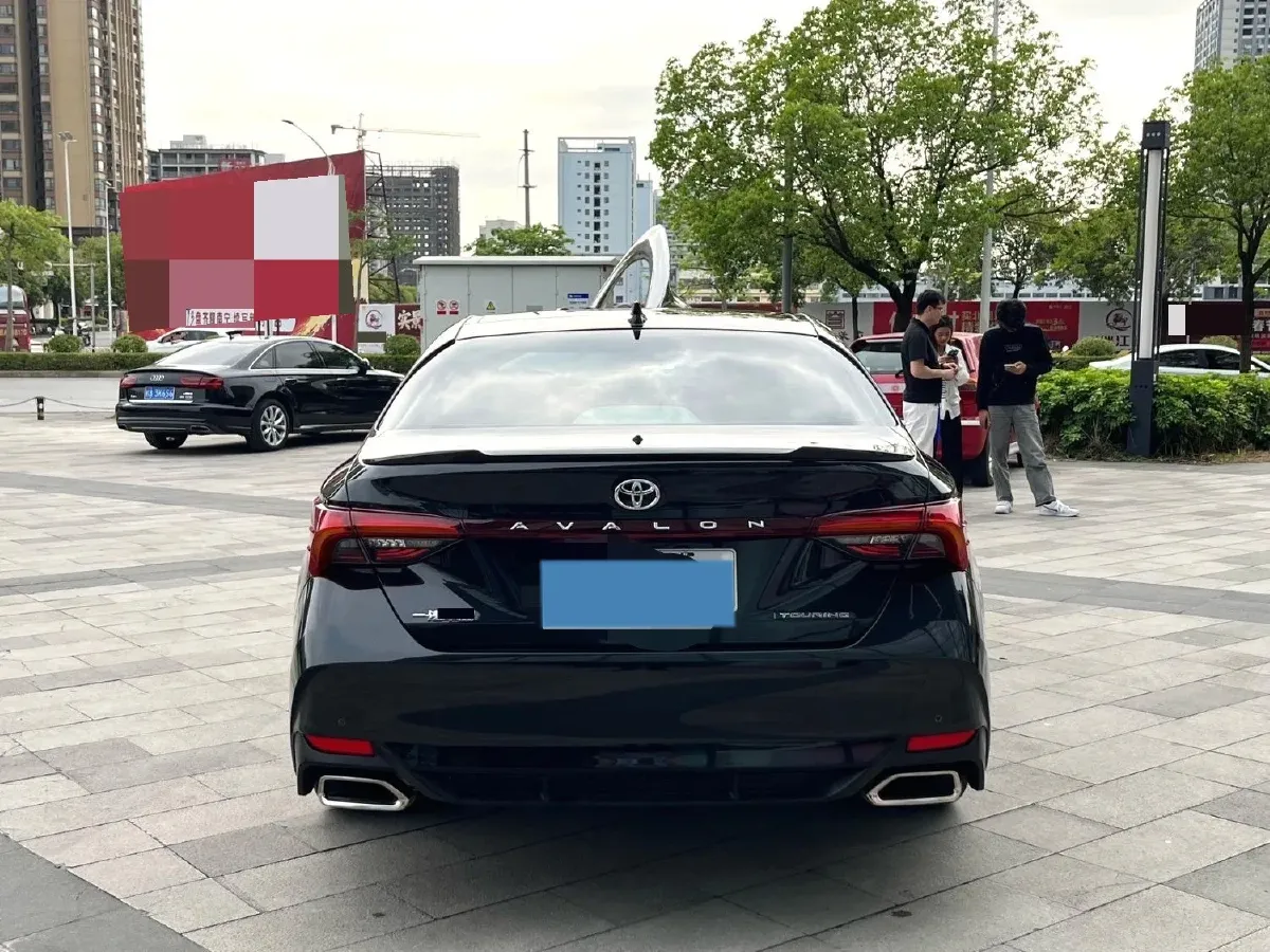 2022 Toyota Avalon 2.5L 209HP L4 8AT,autocango,china used car exporter,china ev exporter,chinese used car exporter,chinese used ev exporter