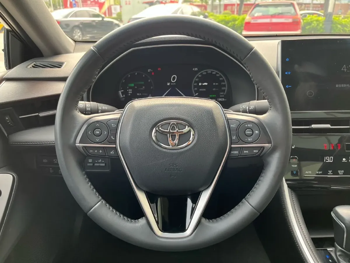 2022 Toyota Avalon 2.5L 209HP L4 8AT,autocango,china used car exporter,china ev exporter,chinese used car exporter,chinese used ev exporter