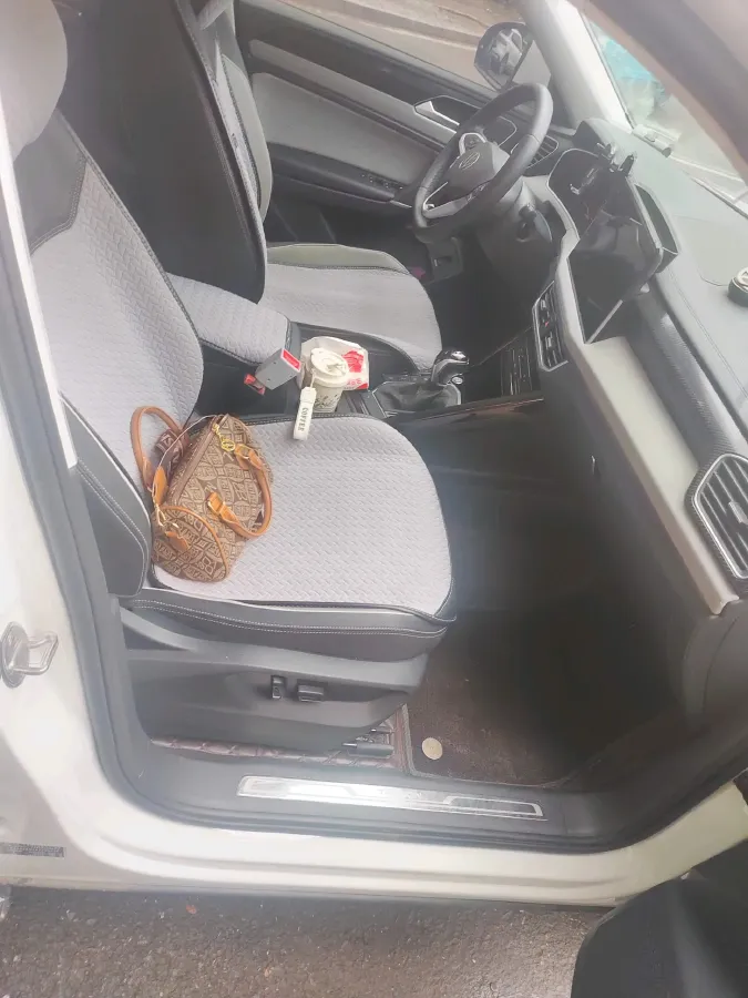 2023 Volkswagen Tayron 2.0T 186HP L4 7DCT,autocango,china used car exporter,china ev exporter,chinese used car exporter,chinese used ev exporter