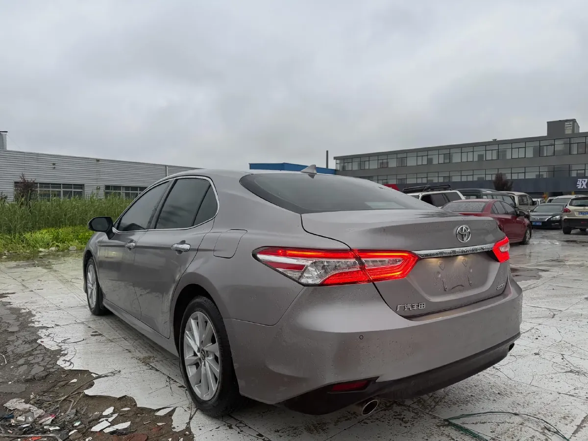 2021 Toyota Camry 2.0L 178HP L4 CVT,autocango,china used car exporter,china ev exporter,chinese used car exporter,chinese used ev exporter