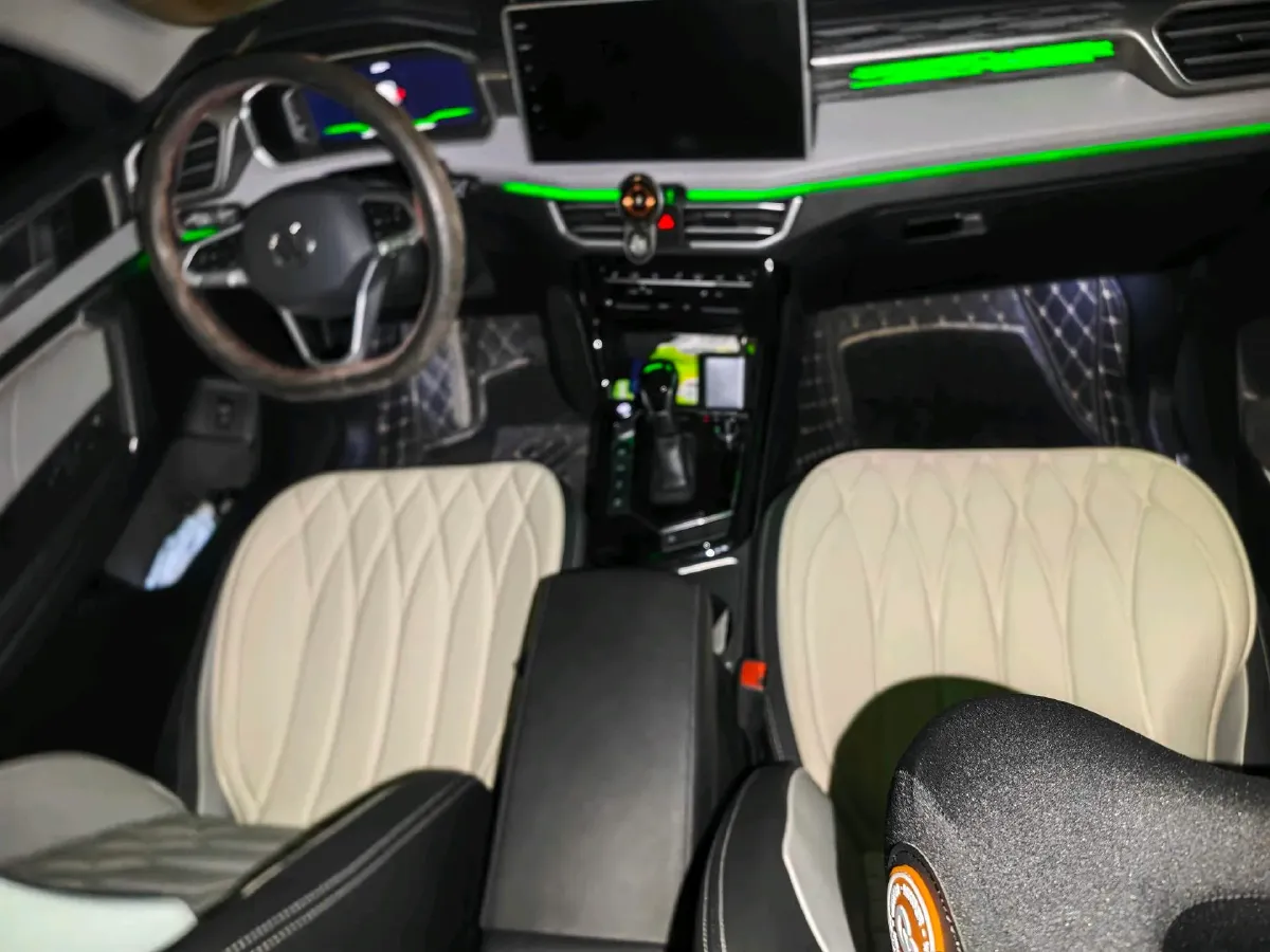 2023 Volkswagen Tayron 2.0T 186HP L4 7DCT,autocango,china used car exporter,china ev exporter,chinese used car exporter,chinese used ev exporter