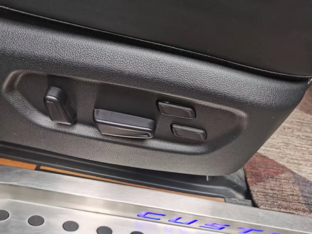 2021 Hyundai Custo 1.5T 170HP L4 8AT,autocango,china used car exporter,china ev exporter,chinese used car exporter,chinese used ev exporter