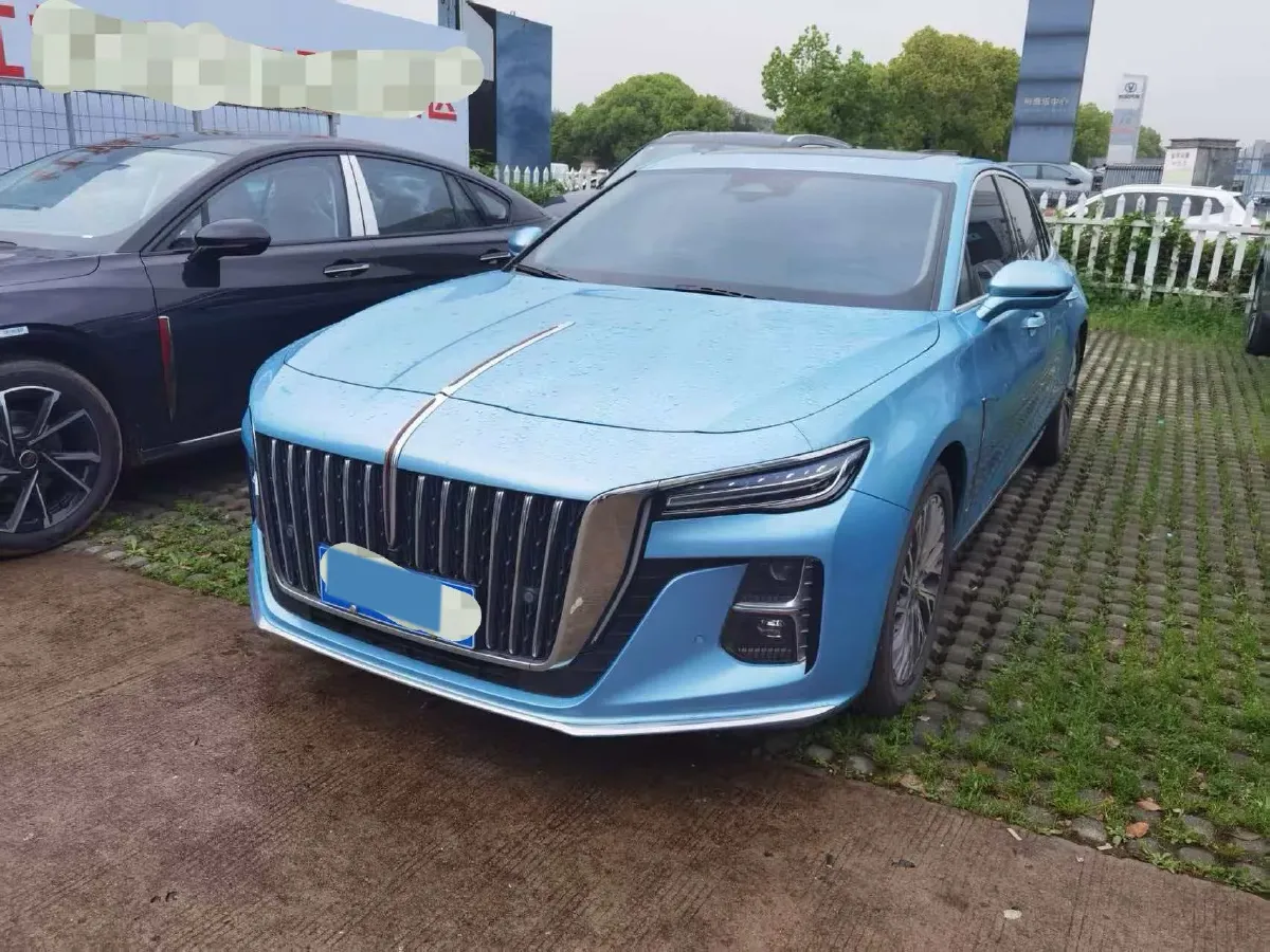 2023 HongQi H5 2.0T 224HP L4 8AT,autocango,china used car exporter,china ev exporter,chinese used car exporter,chinese used ev exporter