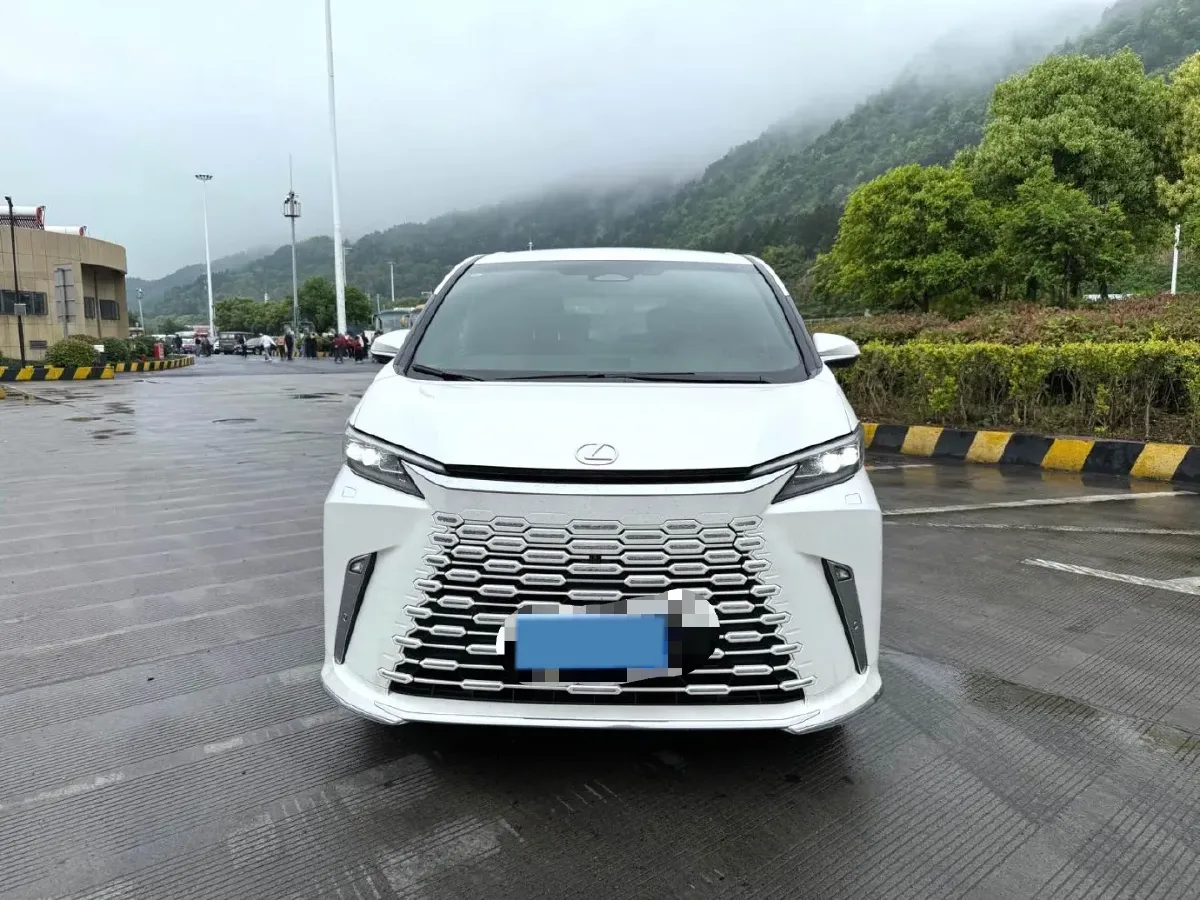 2023 Lexus LM 2.4T 271HP L4 6AT Hybrid,autocango,china used car exporter,china ev exporter,chinese used car exporter,chinese used ev exporter