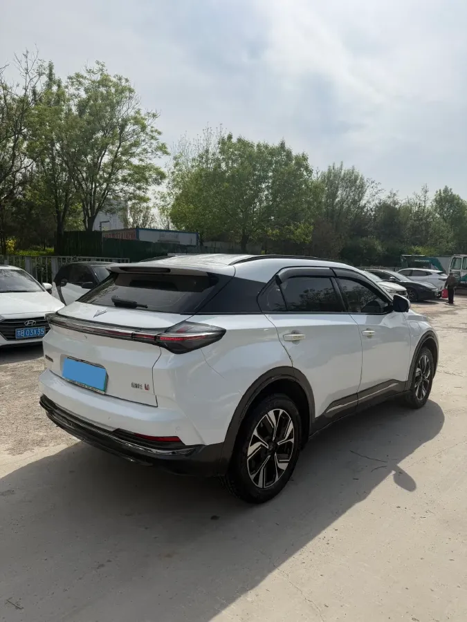 2022 Venucia Grand V 1.5T 190HP L4 7DCT,autocango,china used car exporter,china ev exporter,chinese used car exporter,chinese used ev exporter
