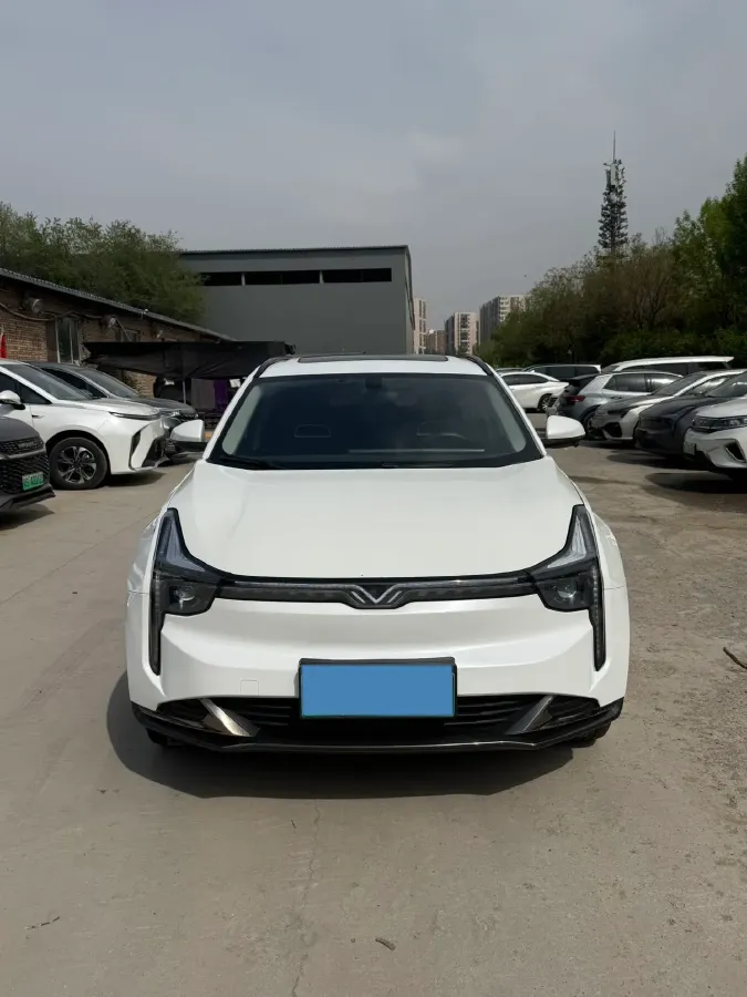 2022 Venucia Grand V 1.5T 190HP L4 7DCT,autocango,china used car exporter,china ev exporter,chinese used car exporter,chinese used ev exporter