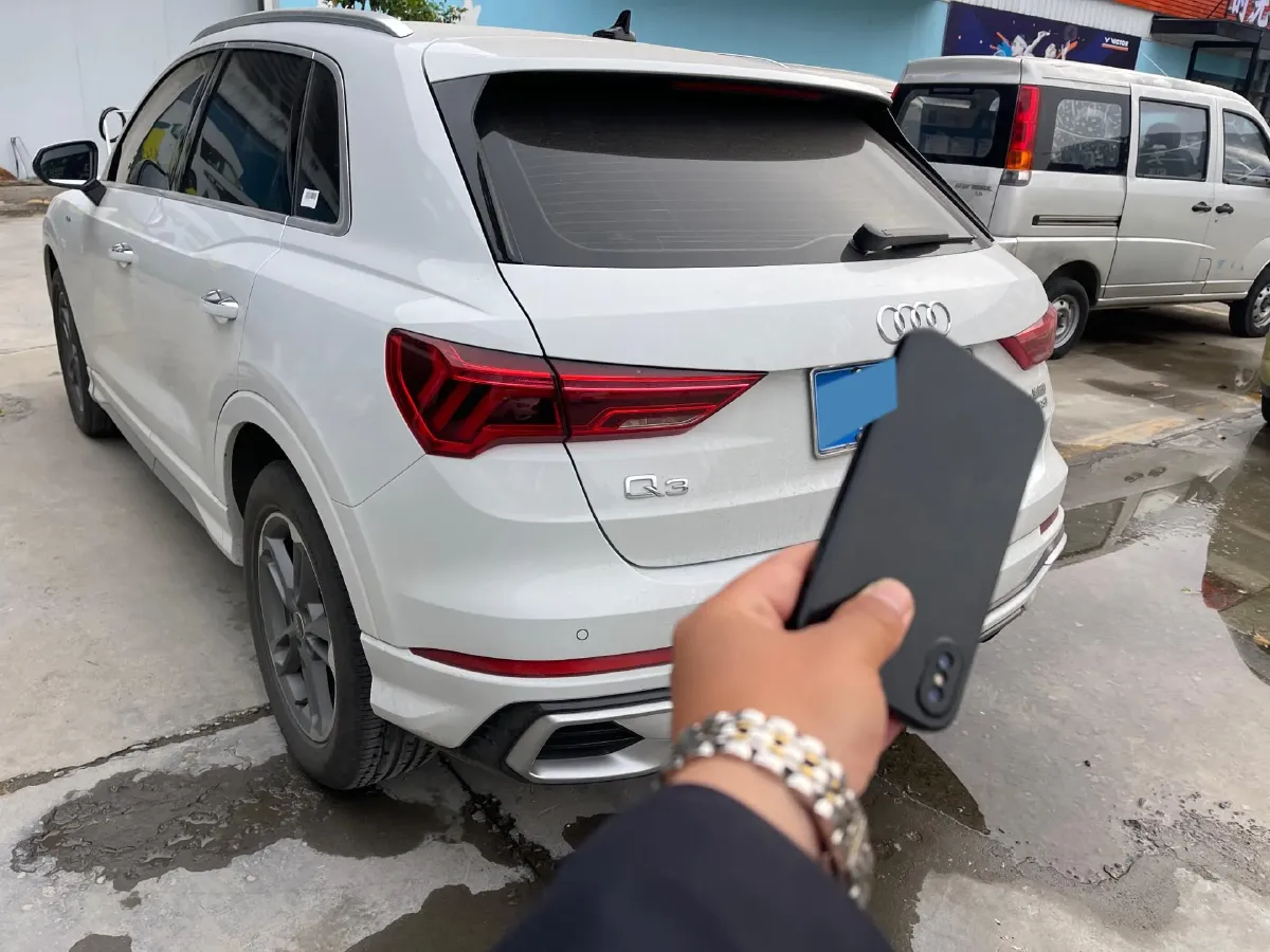 2024 Audi Q3 1.5T 160HP L4 7DCT,autocango,china used car exporter,china ev exporter,chinese used car exporter,chinese used ev exporter