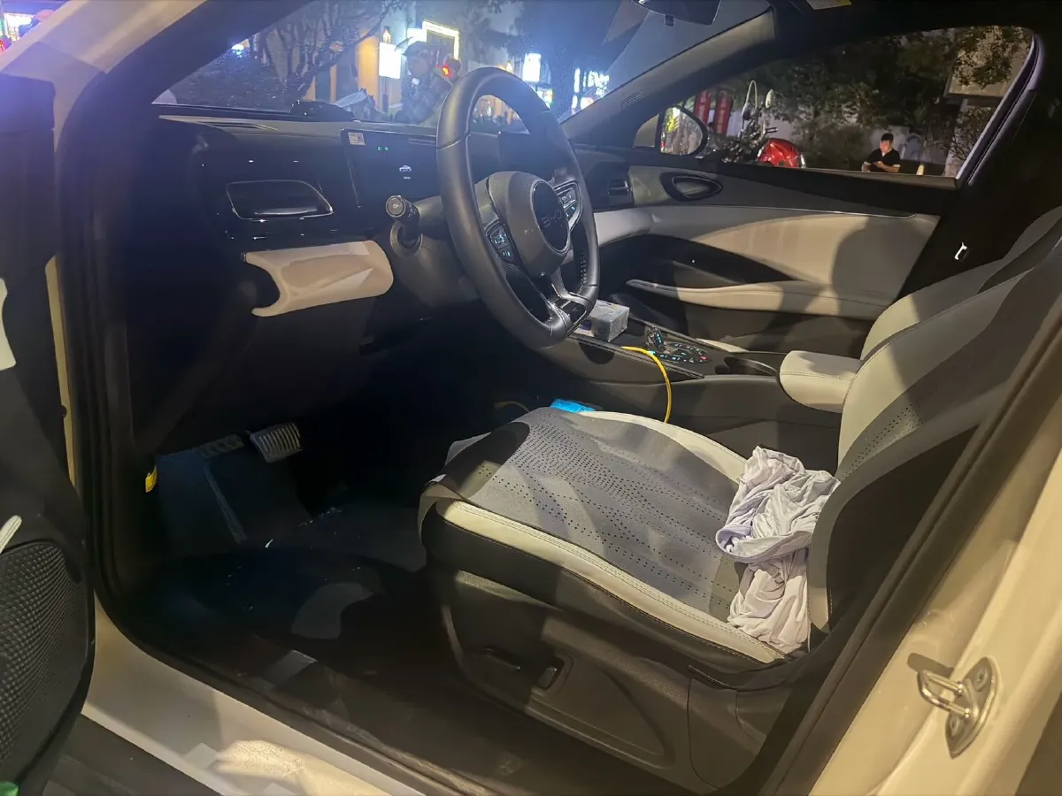 2024 BYD Seal 06 1.5L 101HP L4 E-CVT PHEV 15.87KWH,autocango,china used car exporter,china ev exporter,chinese used car exporter,chinese used ev exporter