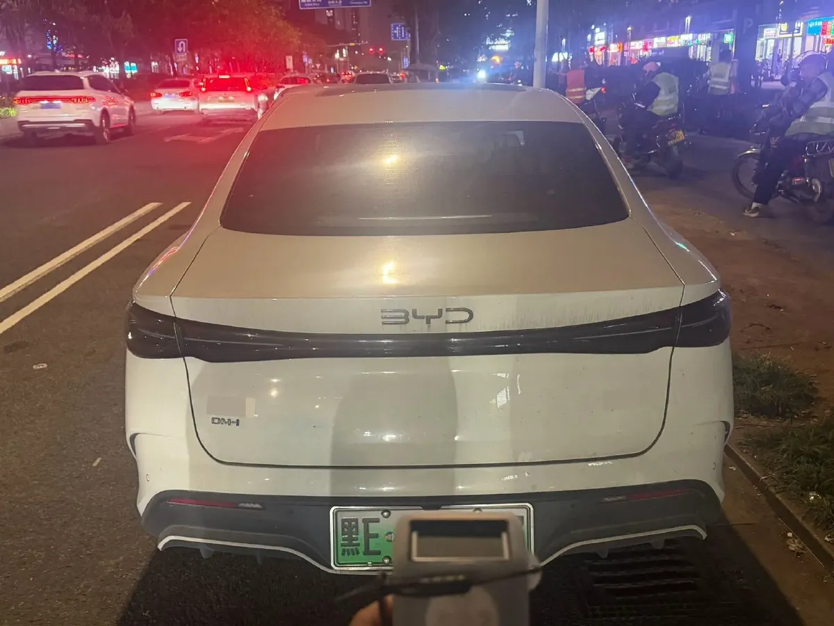 2024 BYD Seal 06 1.5L 101HP L4 E-CVT PHEV 15.87KWH,autocango,china used car exporter,china ev exporter,chinese used car exporter,chinese used ev exporter