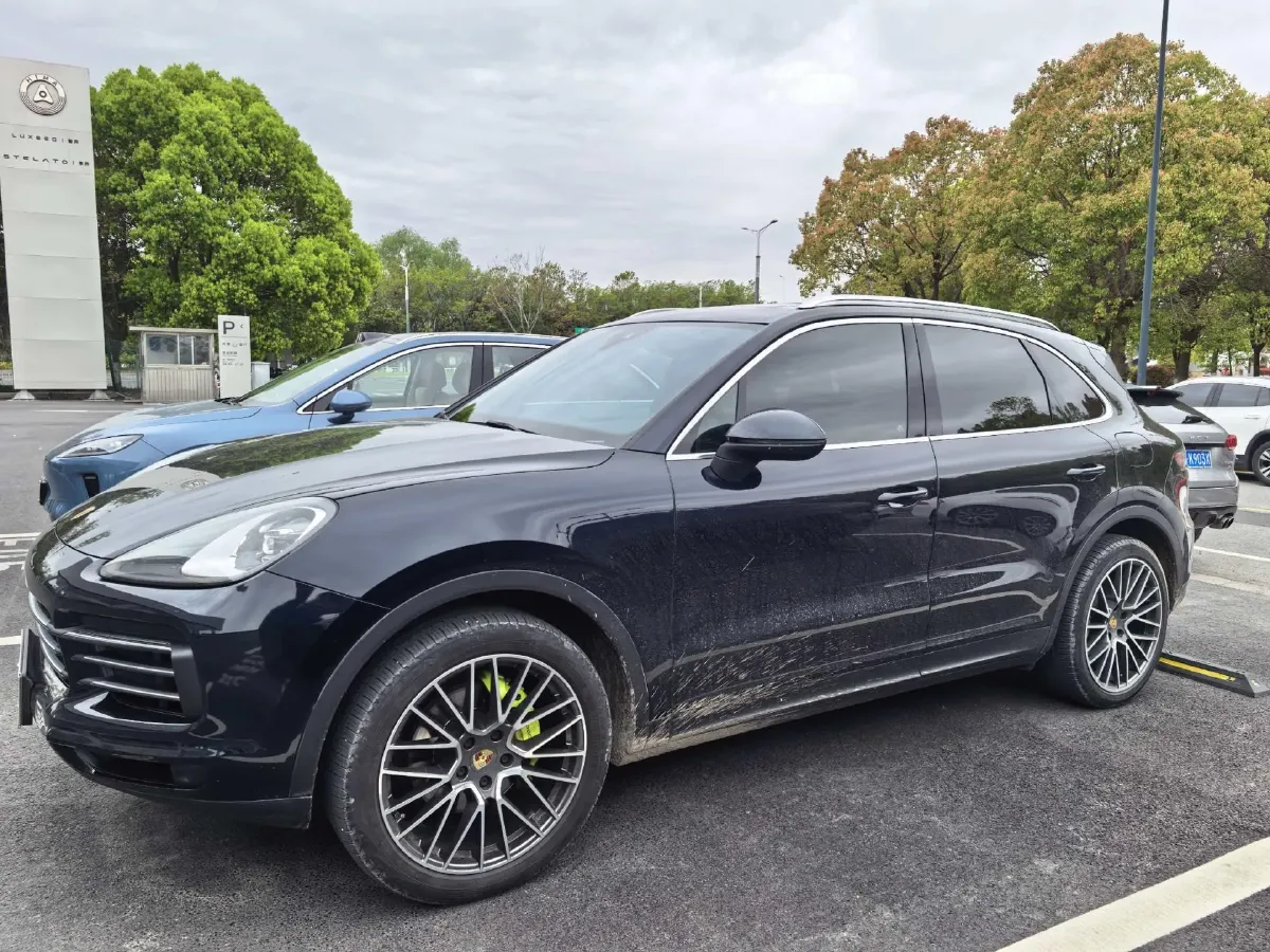 2020 Porsche Cayenne 2.0T 252HP L4 8AT PHEV 14.1KWH,autocango,china used car exporter,china ev exporter,chinese used car exporter,chinese used ev exporter