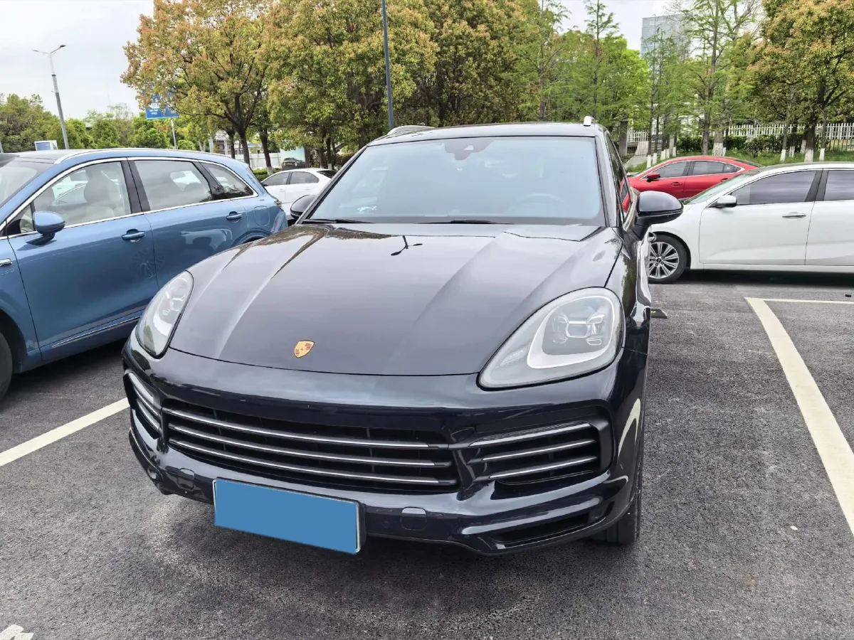 2020 Porsche Cayenne 2.0T 252HP L4 8AT PHEV 14.1KWH,autocango,china used car exporter,china ev exporter,chinese used car exporter,chinese used ev exporter