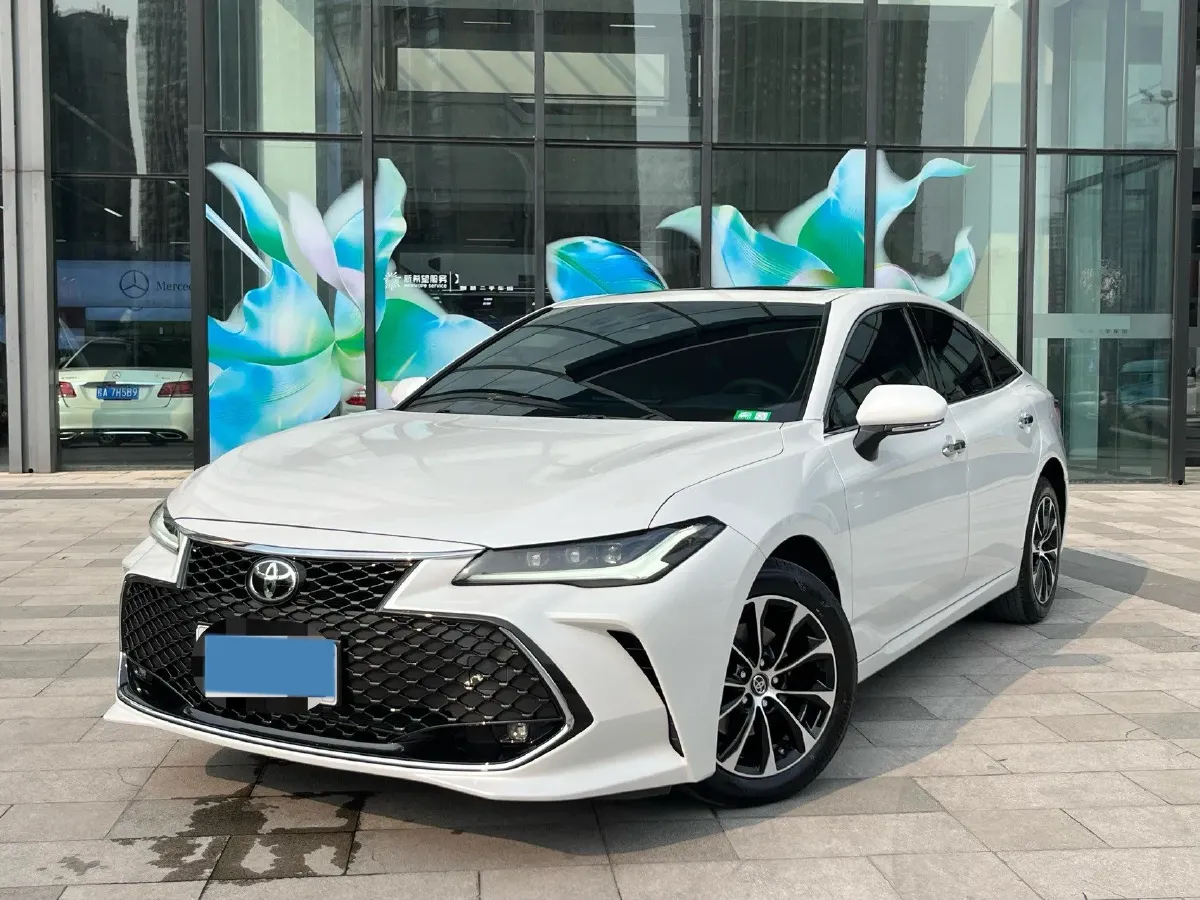 2022 Toyota Avalon 2.5L 209HP L4 8AT,autocango,china used car exporter,china ev exporter,chinese used car exporter,chinese used ev exporter