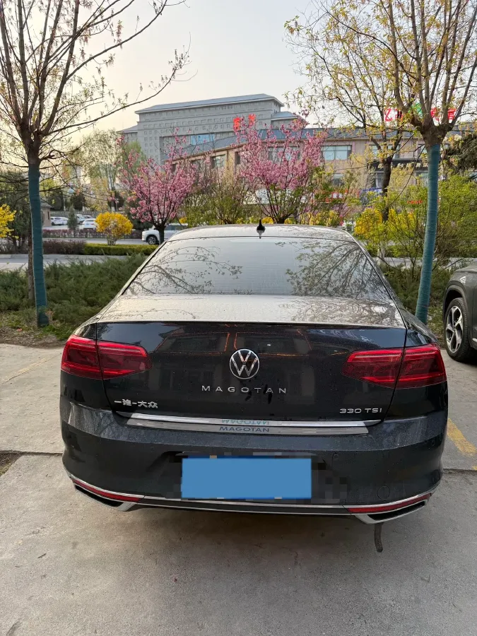 2020 Volkswagen Magotan 2.0T 186HP L4 7DCT,autocango,china used car exporter,china ev exporter,chinese used car exporter,chinese used ev exporter