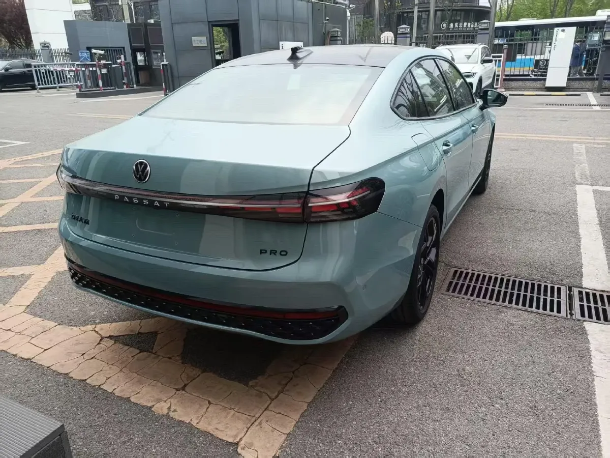 2026 Volkswagen Passat 2.0T 220HP L4 7DCT,autocango,china used car exporter,china ev exporter,chinese used car exporter,chinese used ev exporter