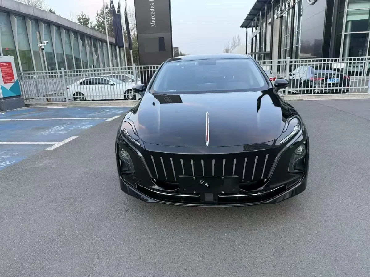 2024 HongQi E-QM5 BEV 72KWH,autocango,china used car exporter,china ev exporter,chinese used car exporter,chinese used ev exporter