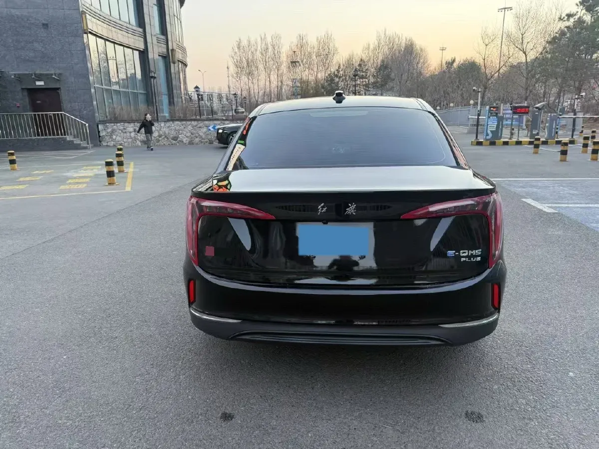 2024 HongQi E-QM5 BEV 72KWH,autocango,china used car exporter,china ev exporter,chinese used car exporter,chinese used ev exporter