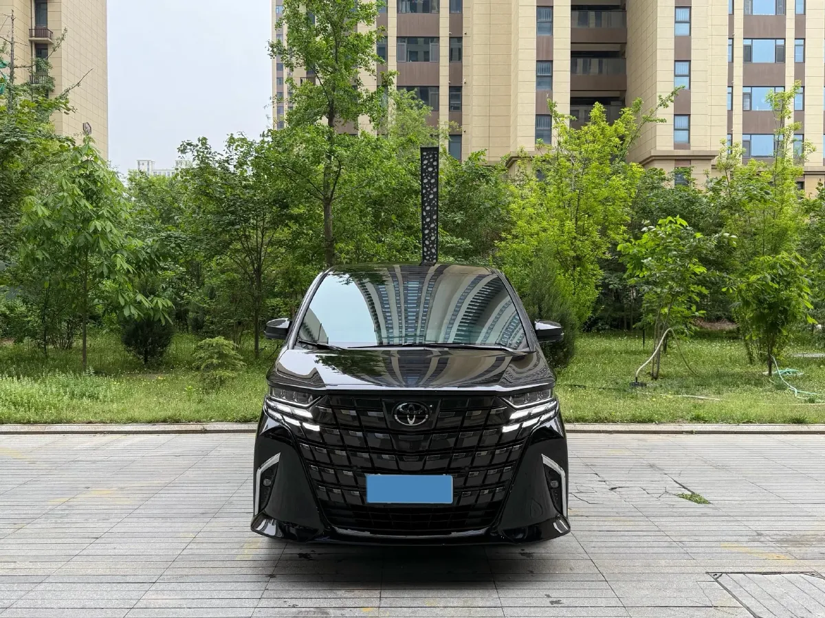 2024 Toyota Alphard 2.5L 190HP L4 E-CVT Hybrid,autocango,china used car exporter,china ev exporter,chinese used car exporter,chinese used ev exporter