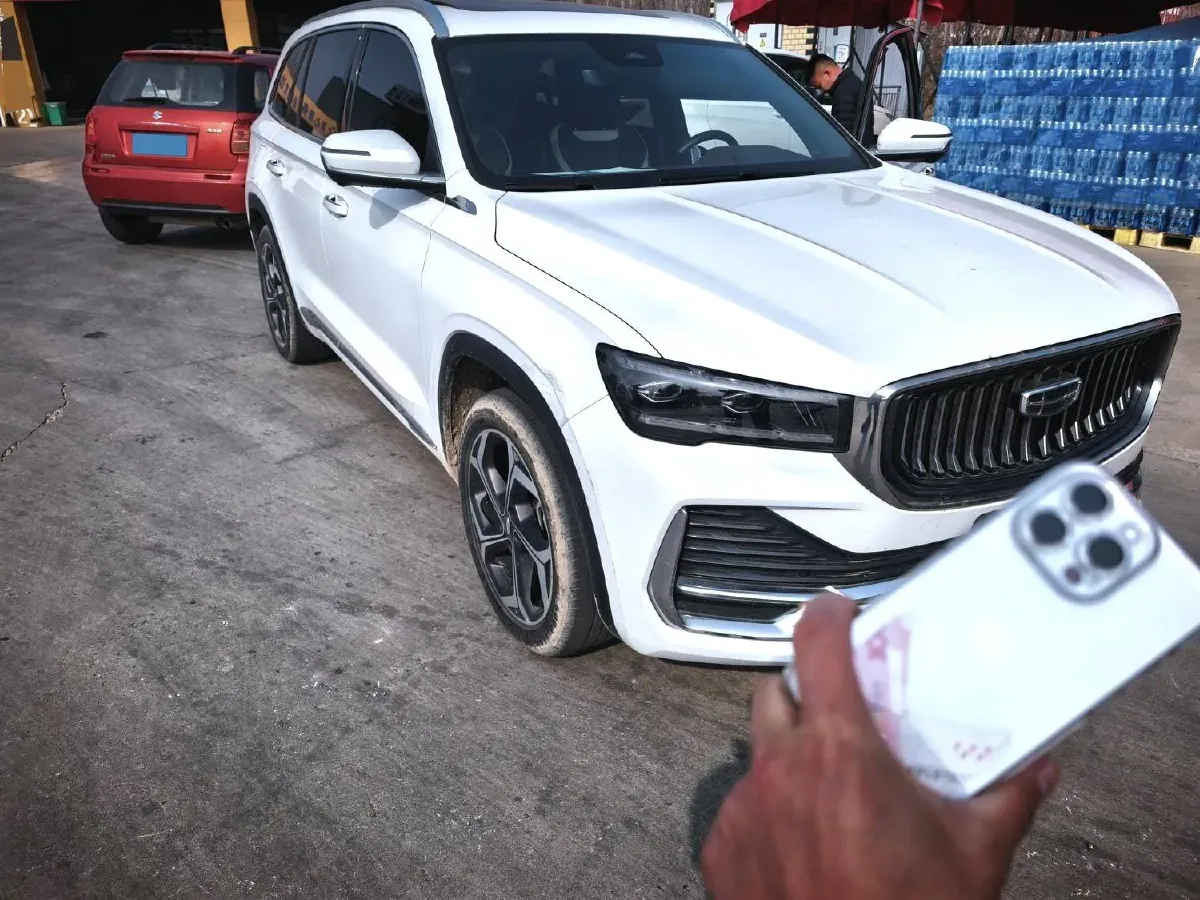 2021 Geely Monjaro 2.0T 238HP L4 8AT,autocango,china used car exporter,china ev exporter,chinese used car exporter,chinese used ev exporter