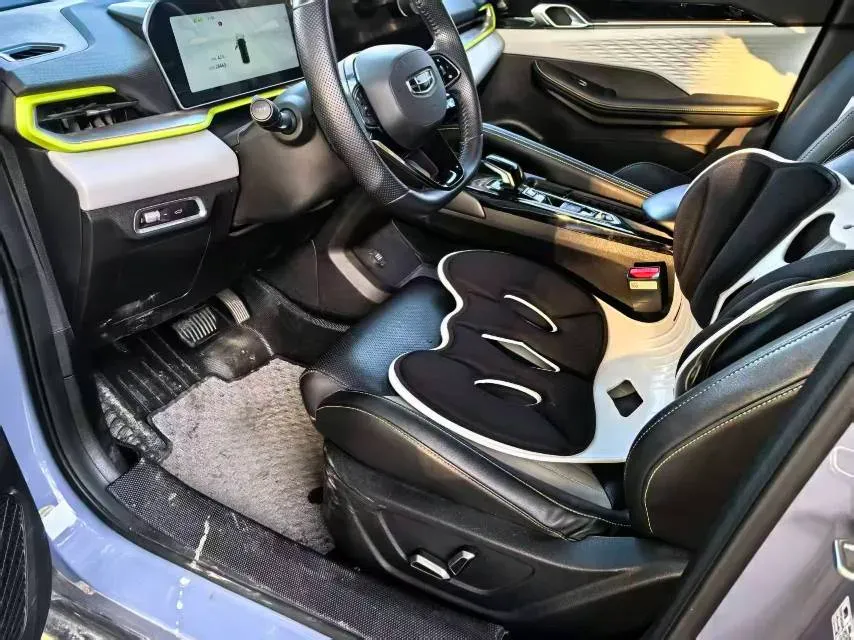 2022 Geely Coolray 1.5T 181HP L4 7DCT,autocango,china used car exporter,china ev exporter,chinese used car exporter,chinese used ev exporter