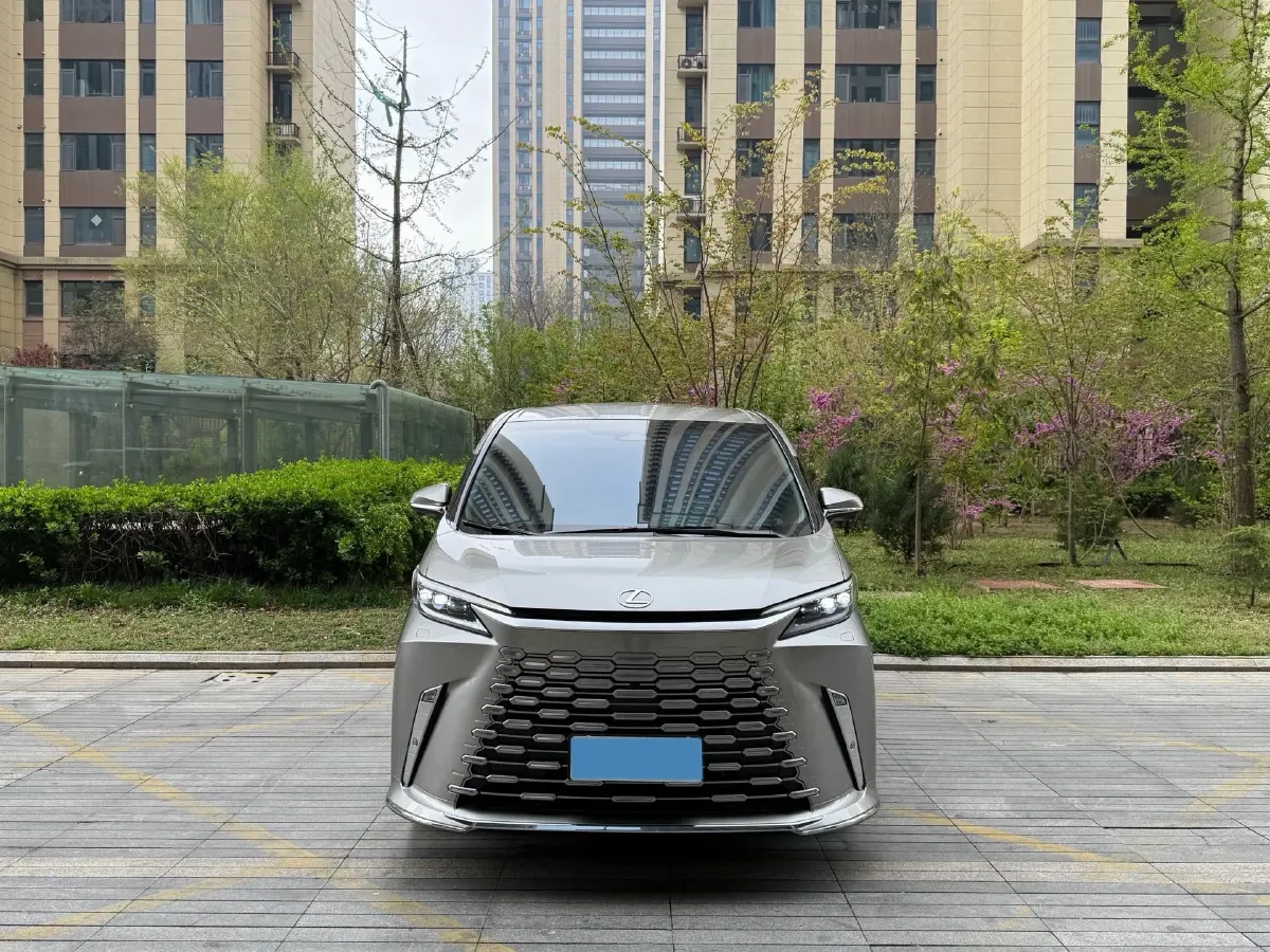 2025 Lexus LM 2.4T 271HP L4 6AT Hybrid,autocango,china used car exporter,china ev exporter,chinese used car exporter,chinese used ev exporter