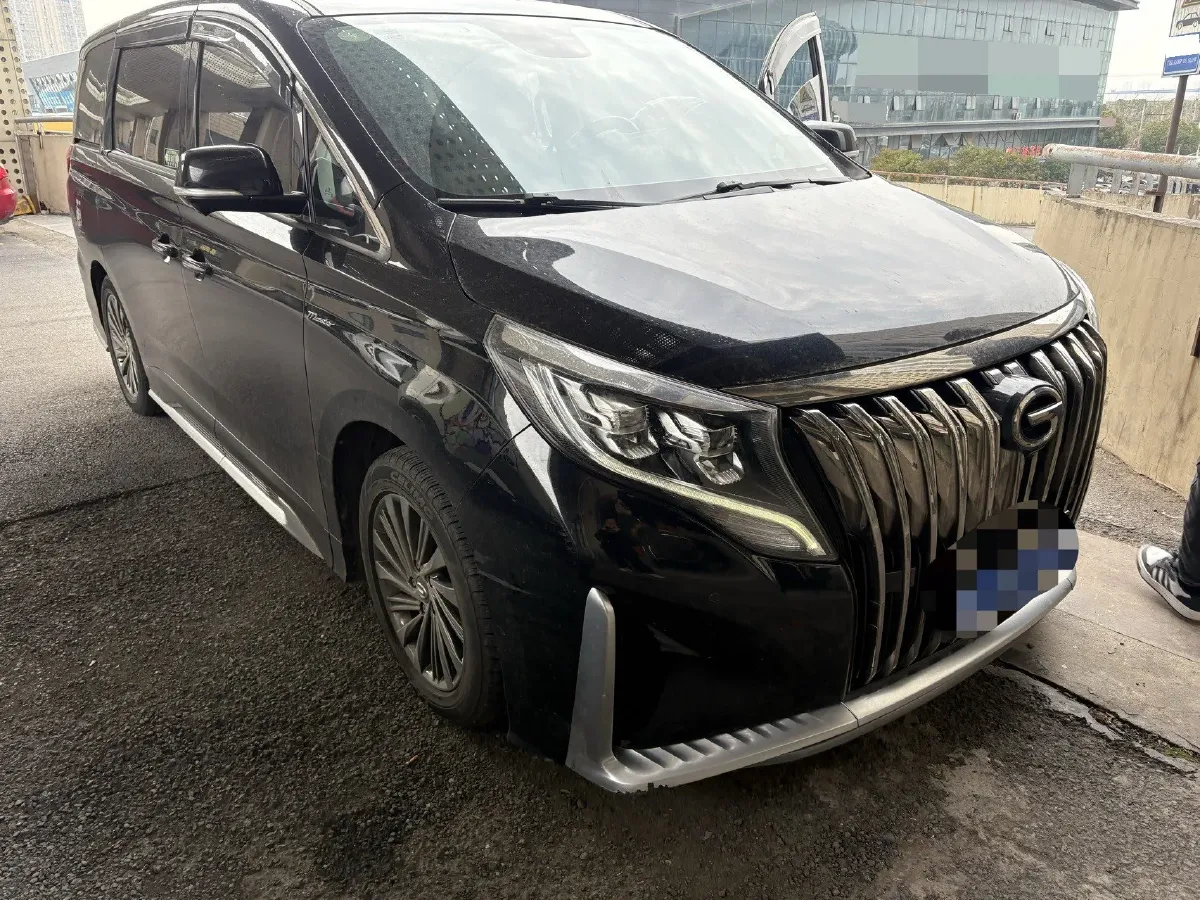 2021 GAC Trumpchi M8 2.0T 252HP L4 8AT,autocango,china used car exporter,china ev exporter,chinese used car exporter,chinese used ev exporter