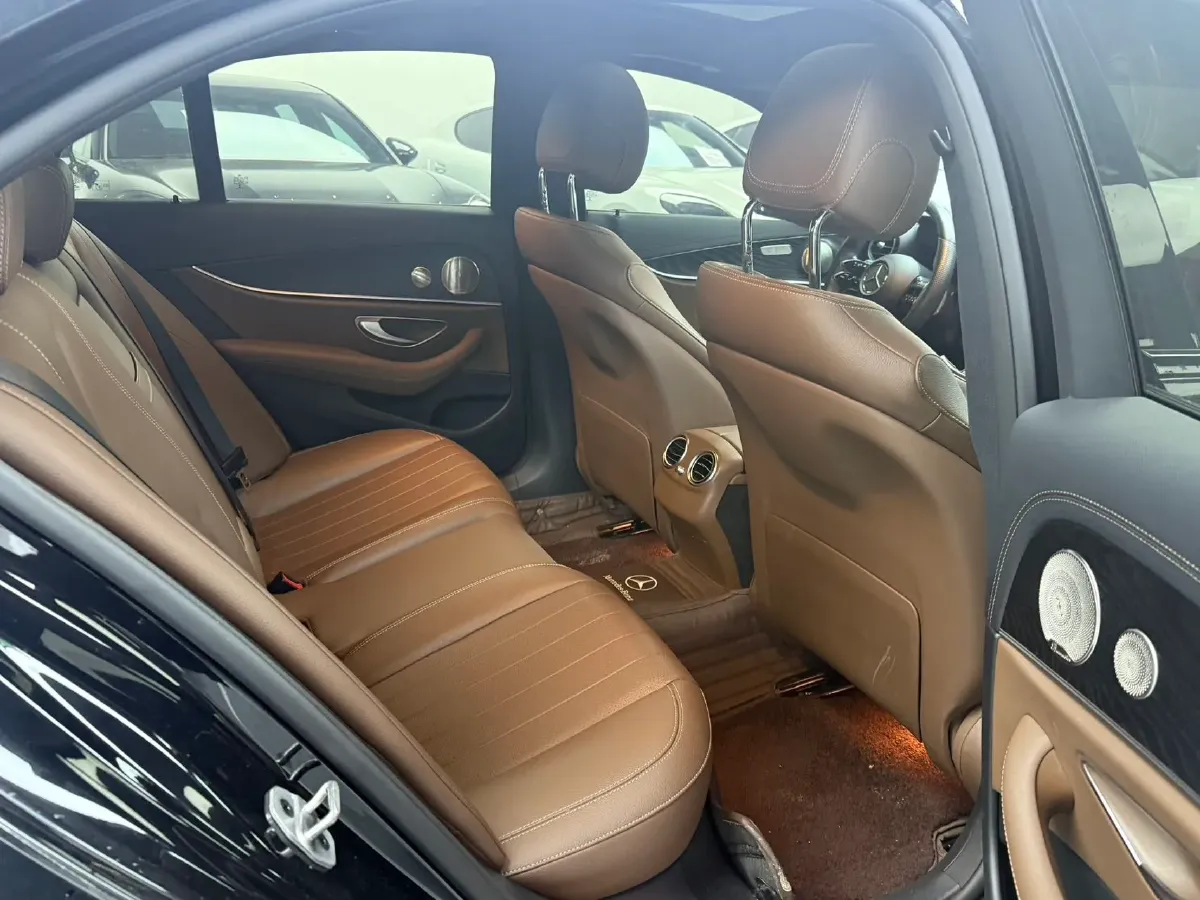 2022 Mercedes-Benz E Class 2.0T 258HP L4 9AT,autocango,china used car exporter,china ev exporter,chinese used car exporter,chinese used ev exporter