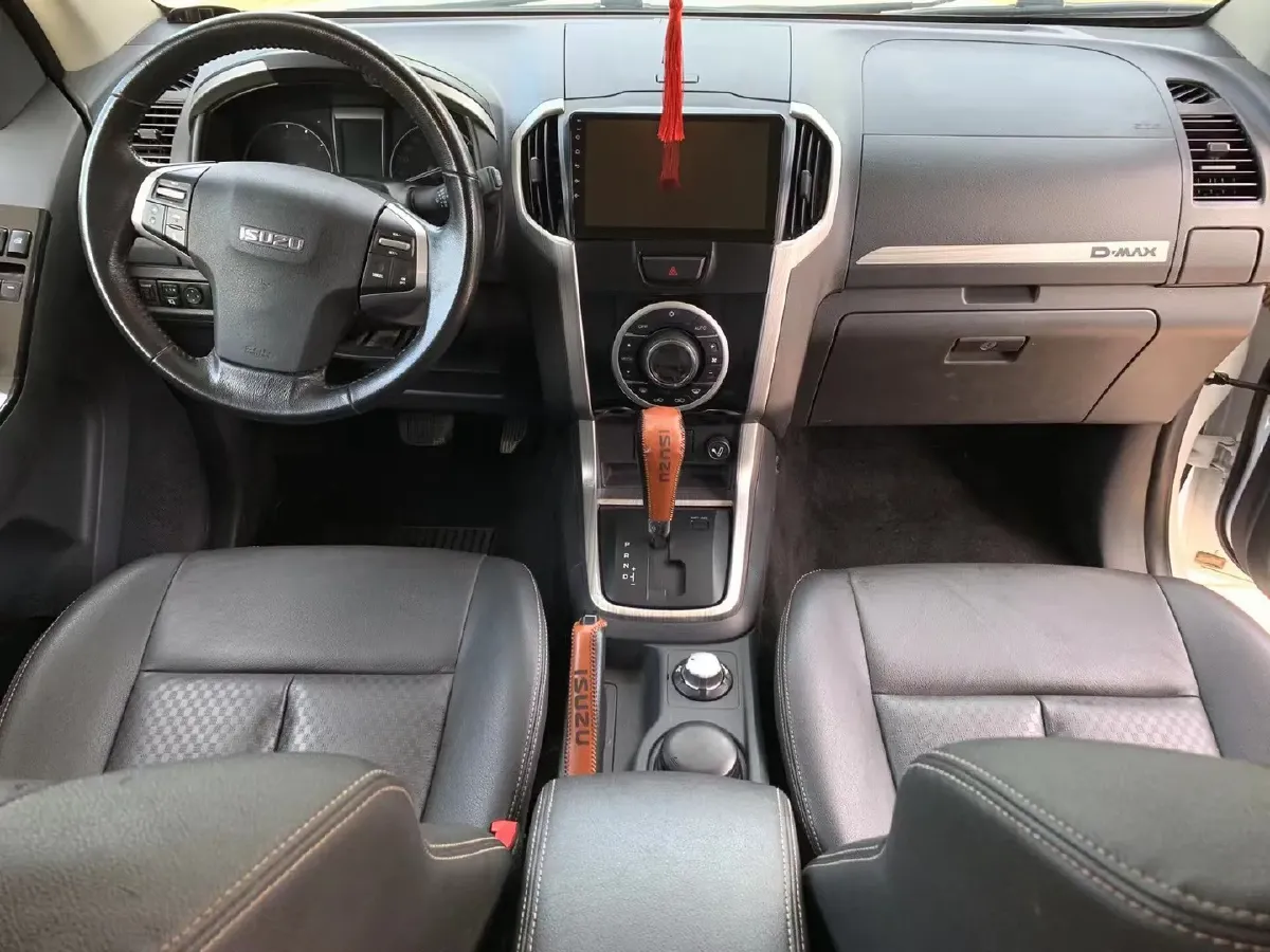 2018 Isuzu D-MAX 3.0T 177HP L4 6AT,autocango,china used car exporter,china ev exporter,chinese used car exporter,chinese used ev exporter
