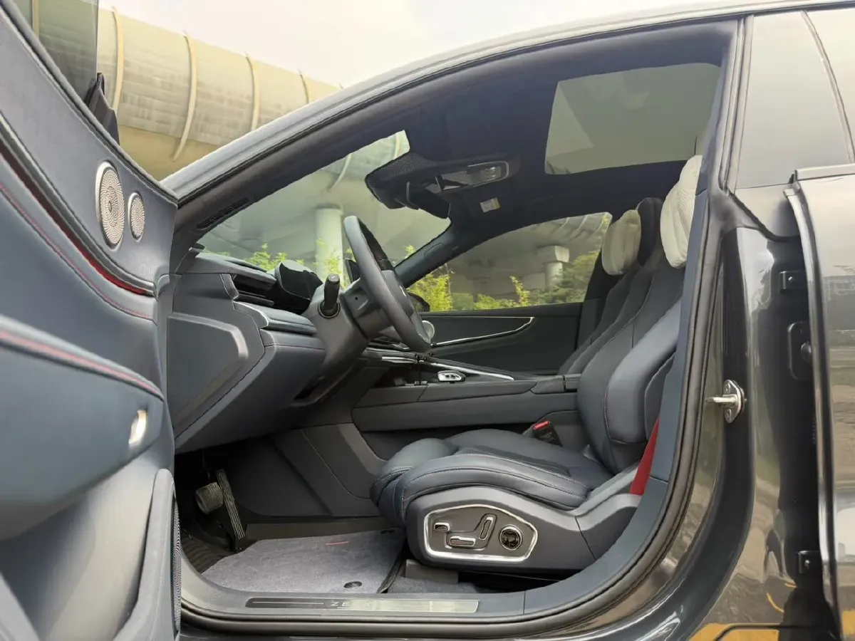 2026 Zeekr 001 BEV,autocango,china used car exporter,china ev exporter,chinese used car exporter,chinese used ev exporter