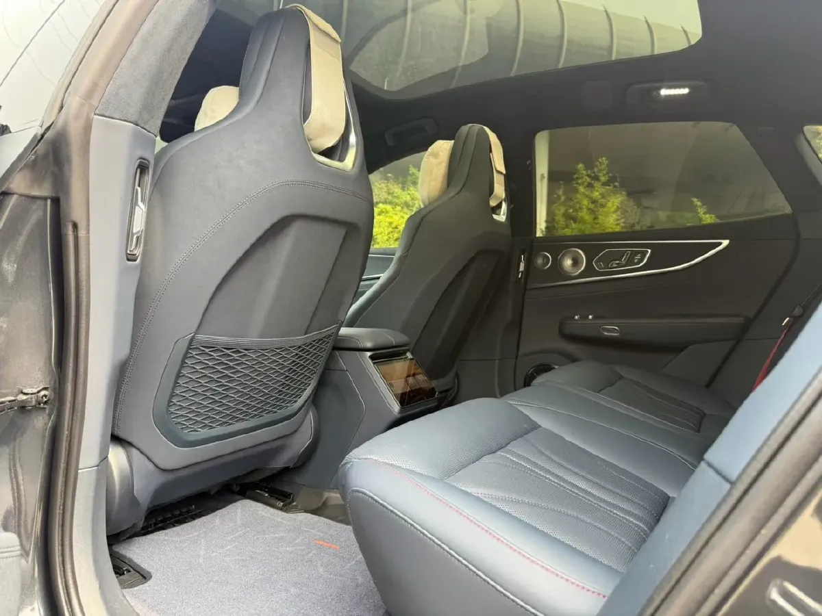 2026 Zeekr 001 BEV,autocango,china used car exporter,china ev exporter,chinese used car exporter,chinese used ev exporter