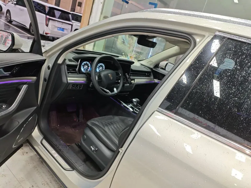 2022 HongQi HS5 2.0T 224HP L4 6AT,autocango,china used car exporter,china ev exporter,chinese used car exporter,chinese used ev exporter