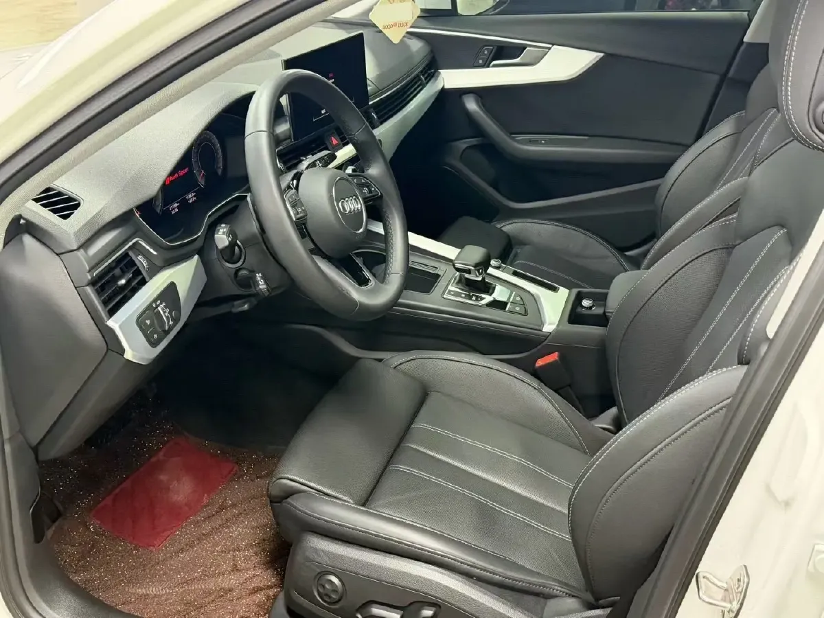 2023 Audi A4L 2.0T 190HP L4 7DCT,autocango,china used car exporter,china ev exporter,chinese used car exporter,chinese used ev exporter