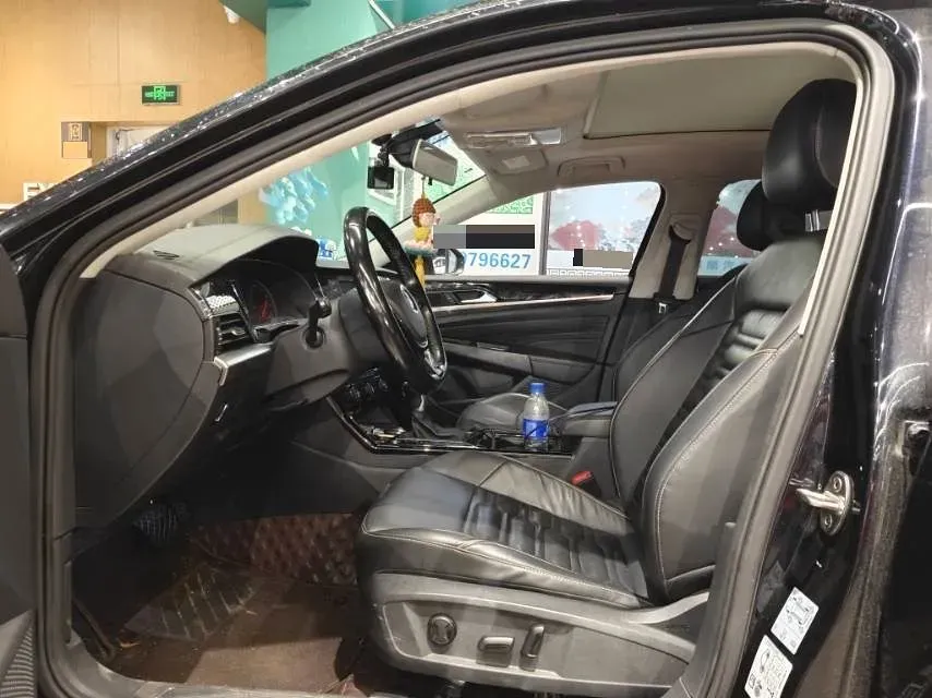 2019 Skoda Kodiak 2.0T 186HP L4 7DCT,autocango,china used car exporter,china ev exporter,chinese used car exporter,chinese used ev exporter